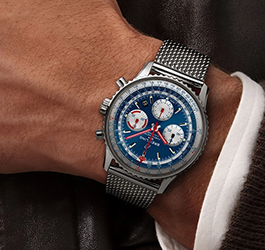 Swiss Watch Exports to China Slump Again as US Stays Strong